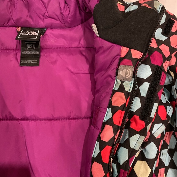 North Face Snow Jacket - Picture 3 of 6